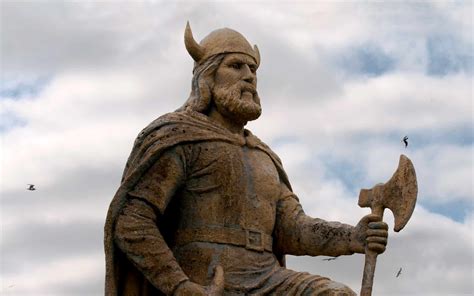 How Tall Were Vikings? Your Guide To Viking Height