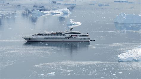 Antarctica Cruises, Tours & Trips 2026 | Antarctica Cruises