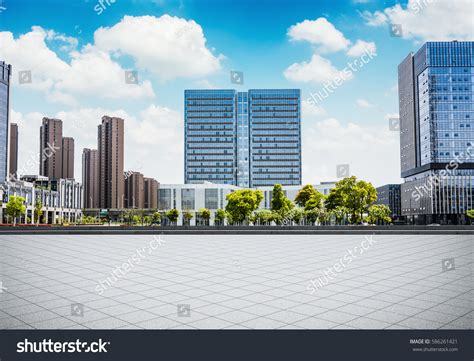 City Building Front View 的图像结果