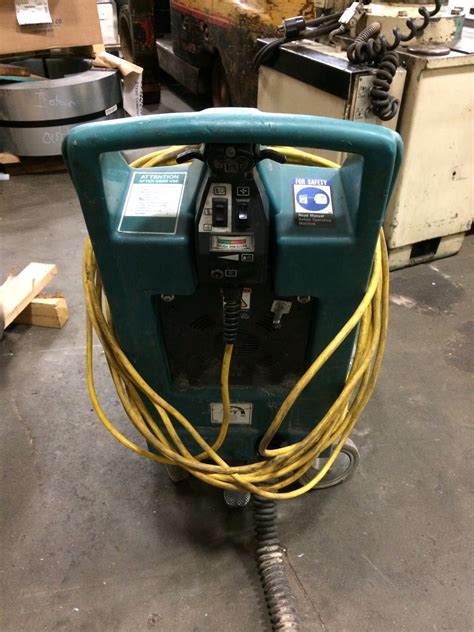 Tennant Trend Dynamic 170E Floor Cleaner