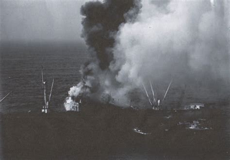 Dominator on fire off Palos Verdes 1961. | Palo verde, Palo