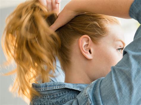 Using Dry Shampoo 的图像结果