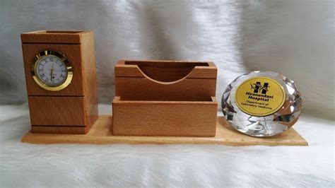 Wood Pen Stand - Brown Wooden Trophy For Awards Trader - Retailer from ...