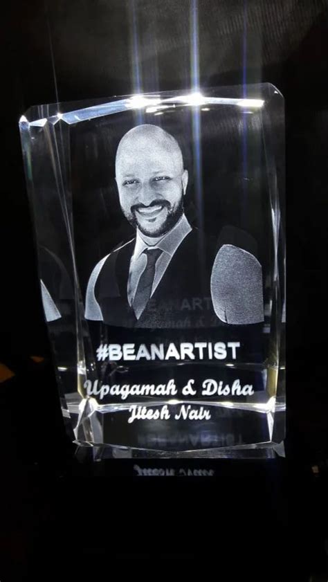 Personalized Crystal Gifts - 3D Crystal Cube Service Provider from Mumbai