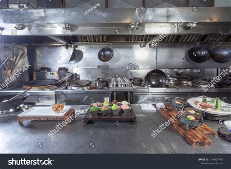 Typical Chinese Restaurant Kitchen Unmanned Scene Foto Stok 1146637766 ...