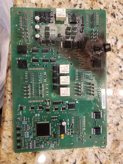 Body Control Module 1999 Dodge Caravan 3.0 Engine 的图像结果