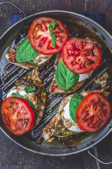 20-Minute Chicken Caprese (Skillet or Grill) | The Mediterranean Dish