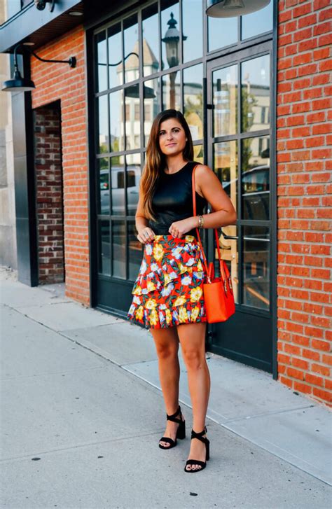 Going Commando Prom 的图像结果