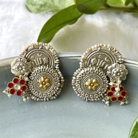 Buy - Sheetal Zaveri fluer studs | Elan Store