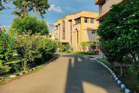 Campus Life and Amenities at IIT Ropar Review by Saurav - CollegeBatch.com