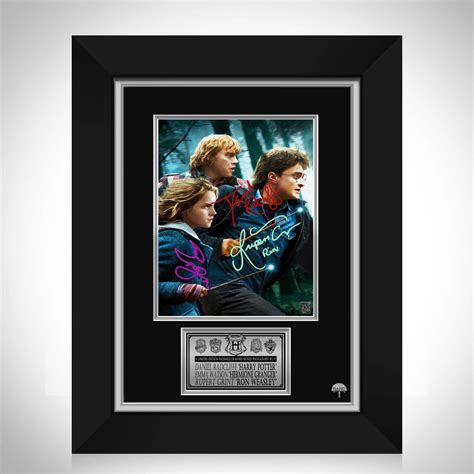 Harry Potter and the Deathly Hallows Photo Limited Signature Edition ...