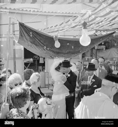 Jewish Bride and Groom 的图像结果