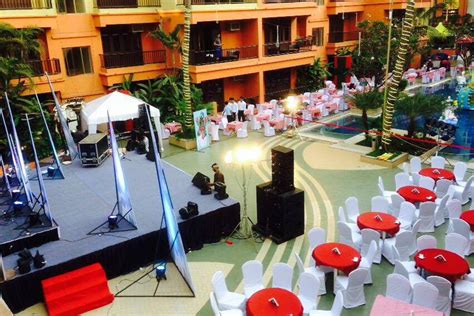 Banquet Halls, Find Wedding Banquet Halls - Weddingwire.in