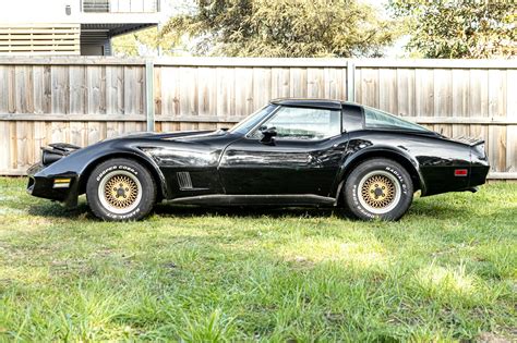 1980 CHEVROLET CORVETTE STINGRAY (C3)