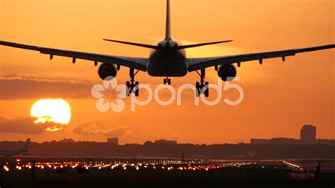 Airplane Landing