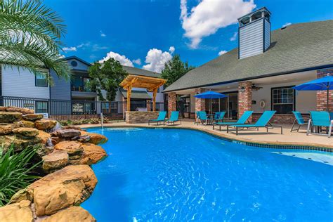 Gallery - Fall Creek Square