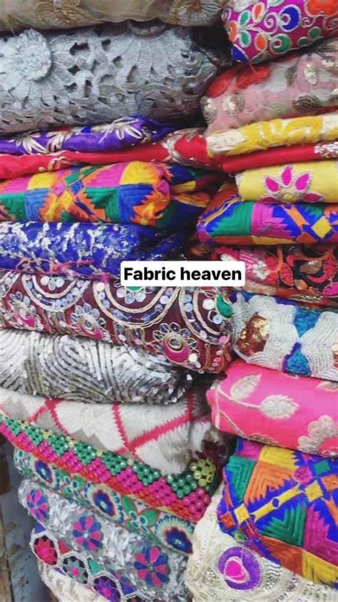 Head To Satnam Pagri In Karol Bagh For All Your Fabric Needs | LBB