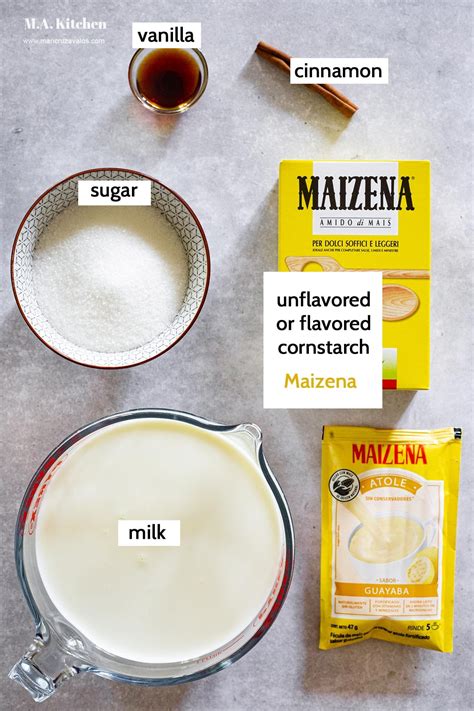 Atole de Maizena (cornstarch and milk atole)
