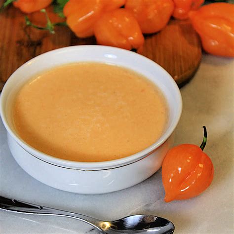 Espagueti rojo a la mexicana en salsa de tomate - Muy delicioso