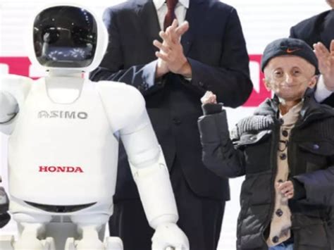 Honda's Robot ASIMO Meets Nihal, The 14-Year-Old Fighting Progeria, And ...
