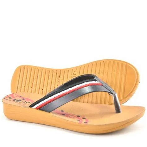 Girls Slippers - 0125 Black and Red Girls Slipper Manufacturer from Surat