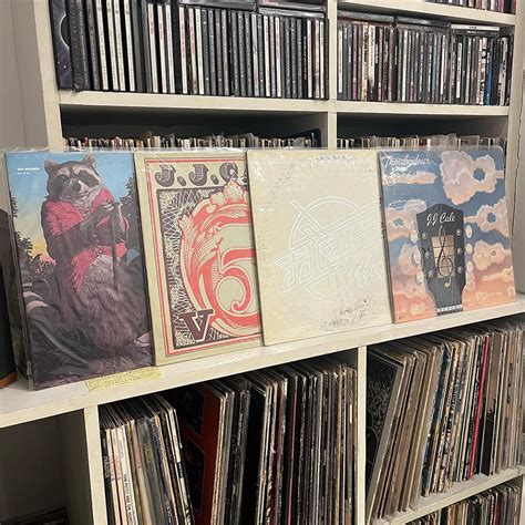 Best Vinyl Record Stores In Delhi | LBB