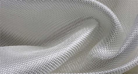 ¿CÓMO SE FABRICA FIBRA DE VIDRIO?