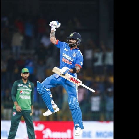 Virat Kohli emulates Amla with 4th ton in Colombo