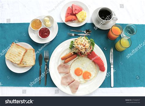What Is A Breakfast Table at Herman Dunlap blog