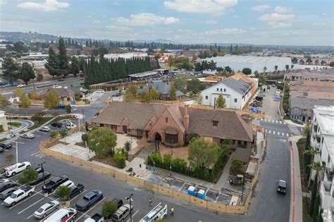 7012 Walnut Grove Dr, Whittier, CA 90606 - Heritage Court | LoopNet