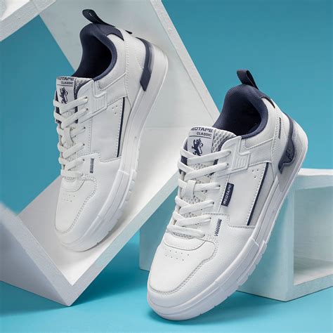 Men Lifestyle Sneakers for Casual Wear – Redtape