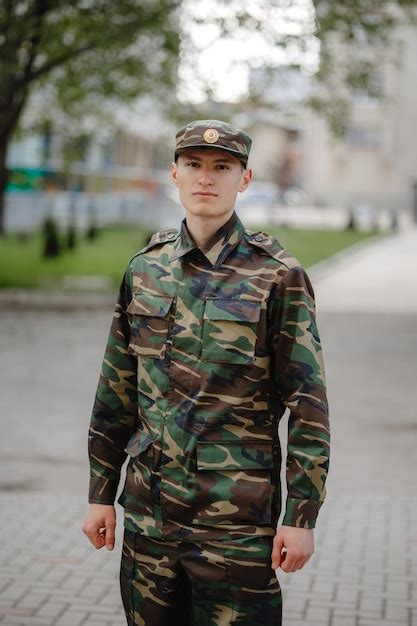 Military Man 的图像结果