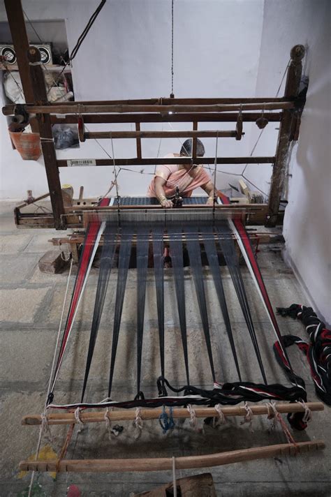 Handwoven Black Chanderi Tissue Saree – Go Native Retail LLP