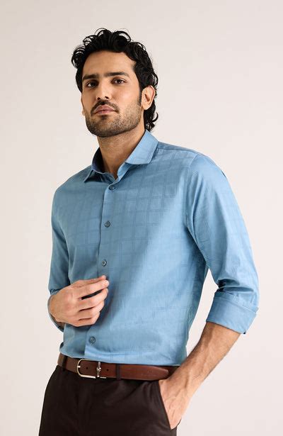 Buy Formal Shirts for Men Online From Blackberrys