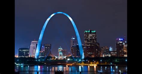 36,695 Cheap Flights from India to St. Louis in 2025/26 | momondo