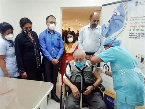 Over 13.79 cr unutilized COVID-19 vaccine doses still available with ...
