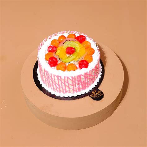 Fantasy Bakery’s Fresh Mixed Fruit Cake – A Delicious Fruit Medley