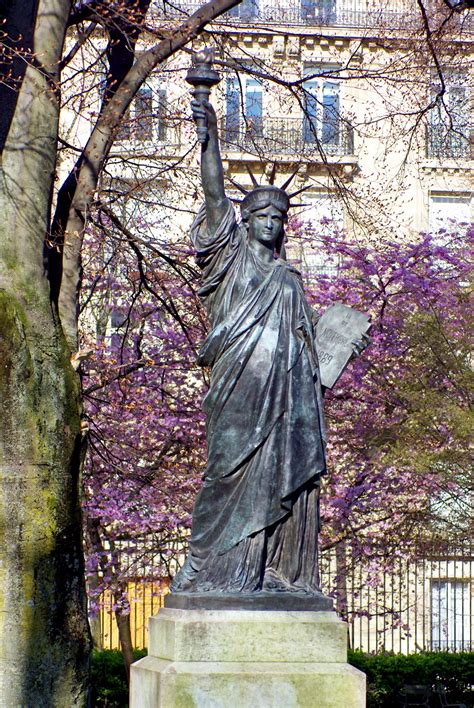 Where to find the Statue of Liberty hidden in Paris? - French Moments