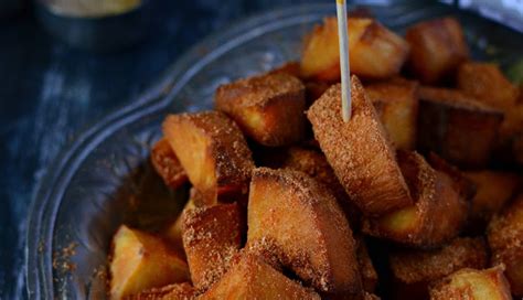 7 Popular Vegetarian Street Food of Indore You Must Try - lifeberrys.com