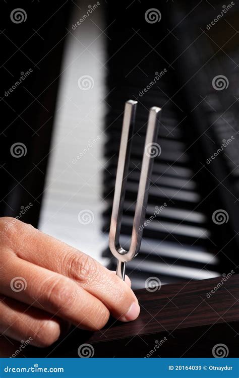 Tuning Fork Dance 的图像结果