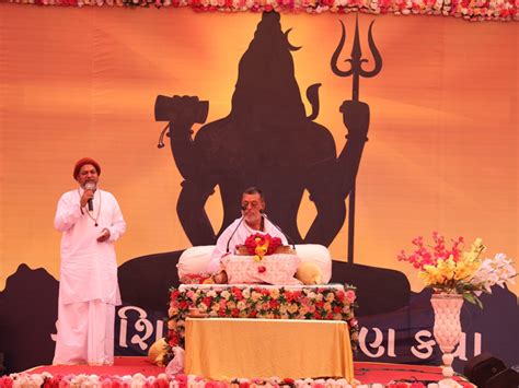 Shiv Katha was organized by the Pujara family at Sivananda Ashram in ...