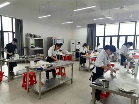 餐饮学院面点个人技能大赛-广东酒店管理职业技术学院丨教务处