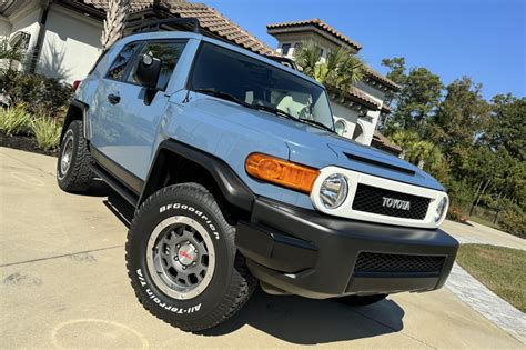 No Reserve: 12k-Mile 2014 Toyota FJ Cruiser Trail Teams Ultimate Edition for sale on BaT ...