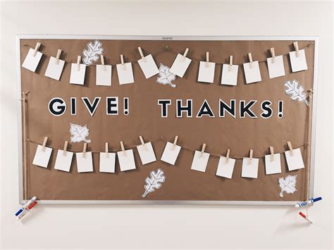 Give Thanks Bulletin Board