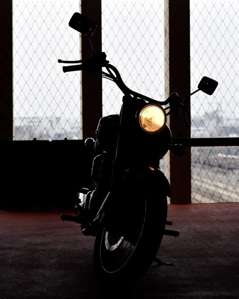 Download wallpaper 4000x5006 motorcycle, front view, headlight, light ...