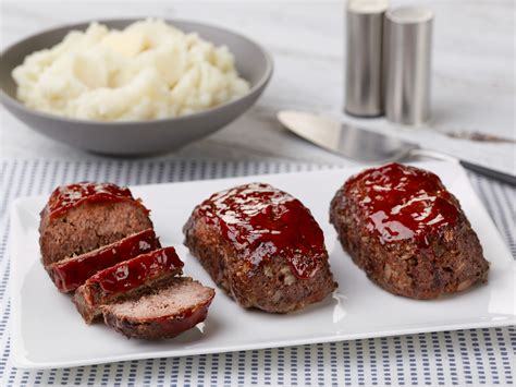 Mini Meat Loaf How To Cook Mini Meatloaves, Green Beans, And Potatoes