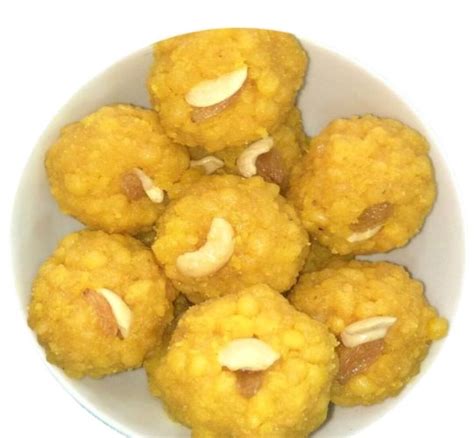 Buy Boondi Laddu Online from Chandu Sweets at Best Price