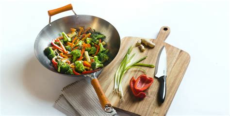 Buy Ken Hom Online at thinKitchen