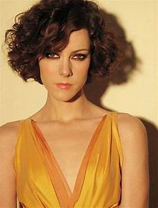 Curly Hairstyles For Faces by Curly Haircuts For Faces And Cuts Curly Hairstyles For Faces