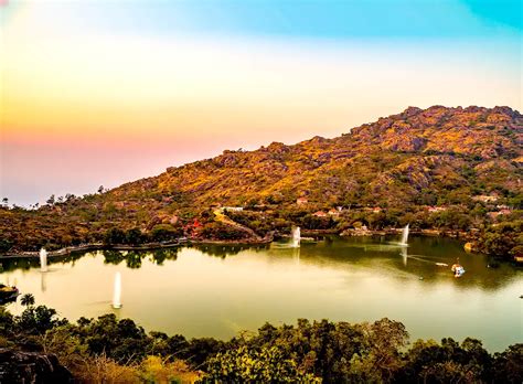 Mesmeric Mount Abu Tour Package for 3 Days 2 Nights - Myholidays.com